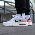 Nike et la tendance gorpcore : comment allier style outdoor et sneakers urbaines