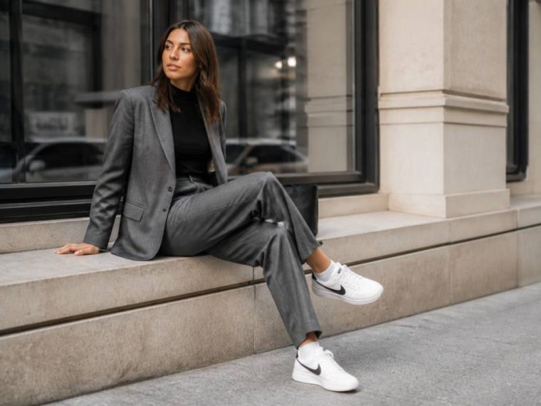 Nike et la tendance « office core » : comment intégrer vos sneakers dans un look professionnel et stylé
